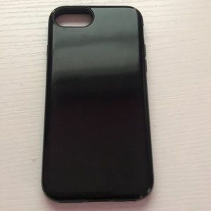 Plain black glossy iPhone 7/8 case